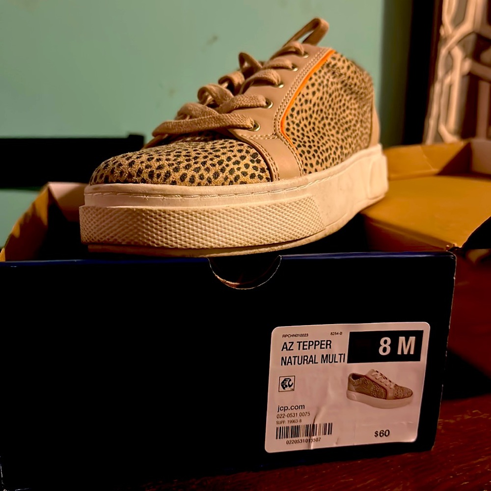 Arizona sneakers